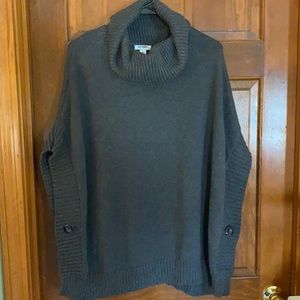 Women’s Turtleneck Sweater Shawl